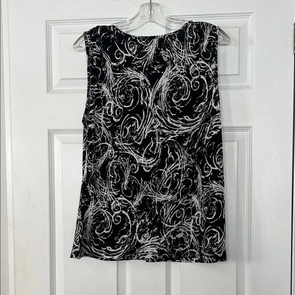 Cleo Black and White Swirl Blouse - Picture 4 of 4